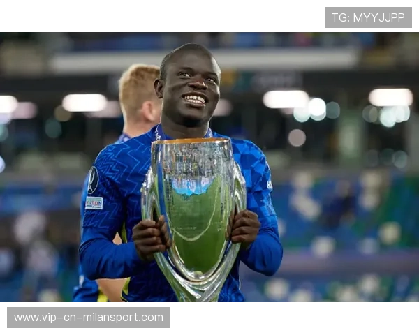 切尔西重建后腰新篇章:未来可期的中场核心布局 切尔西重建后腰新篇章:未来可期的中场核心布局