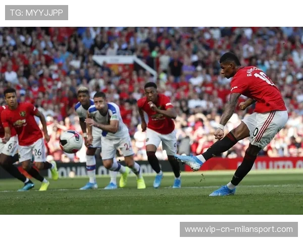 拉什福德任意球弧线直接破网