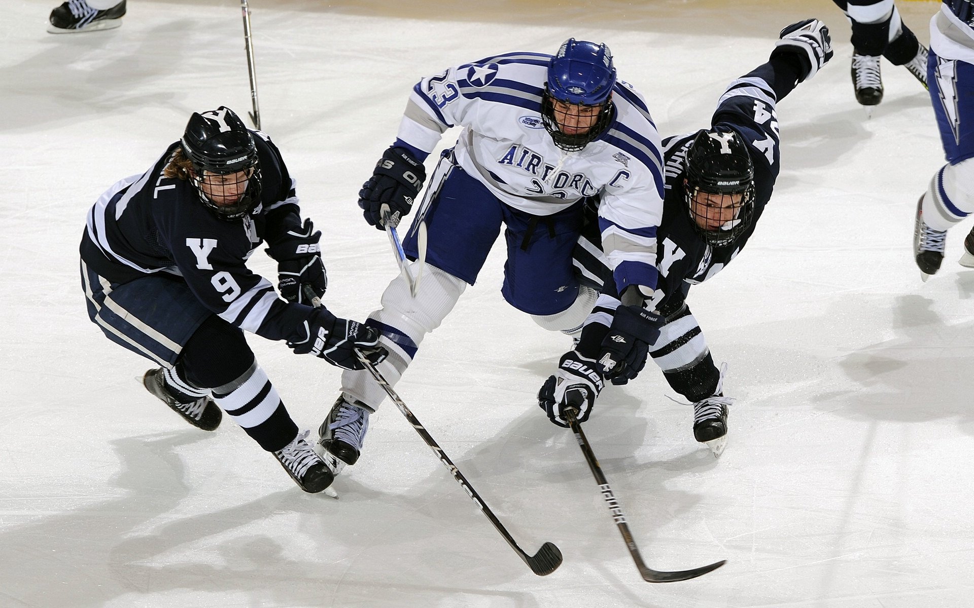 国家队战术理念是否落后于时代，国家队战术后仰